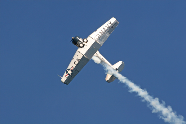 SNJ-5 airshow, Copyright 2011 WarbirdAlley.com