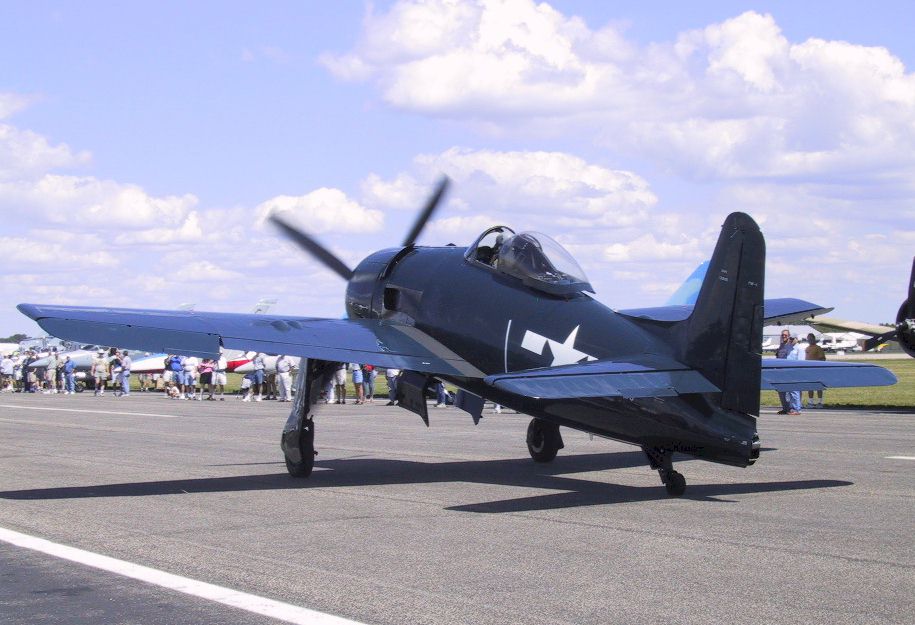 F8F Bearcat taxies out