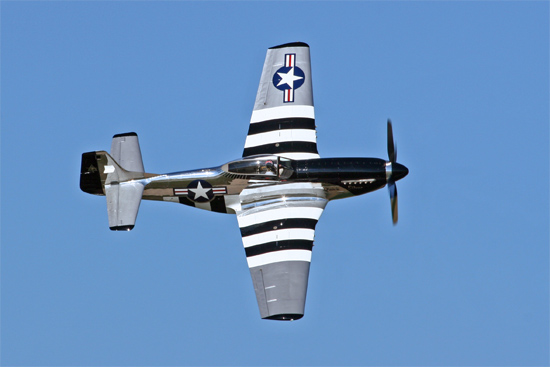 P-51D Mustang, Copyright 2011 WarbirdAlley.com
