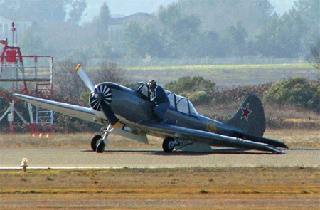 Yak-52 gear collapse