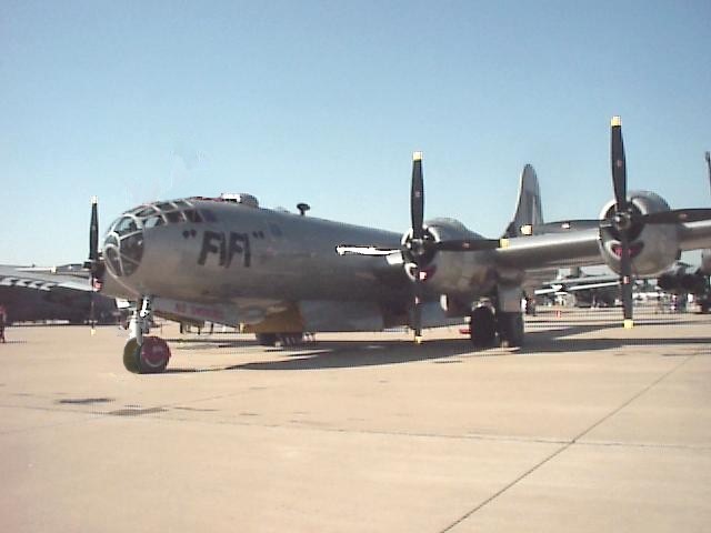 b29fifi.jpg