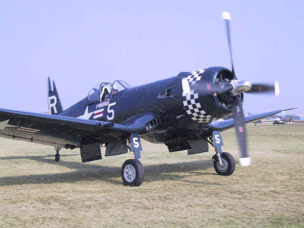 Hurtigt Lyn langsom Warbird Alley: Vought F4U Corsair