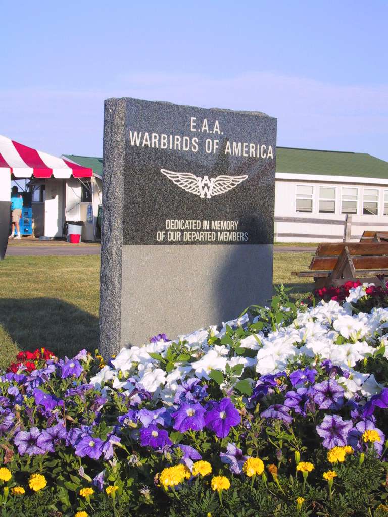 woa-memorial.jpg (123806 bytes)